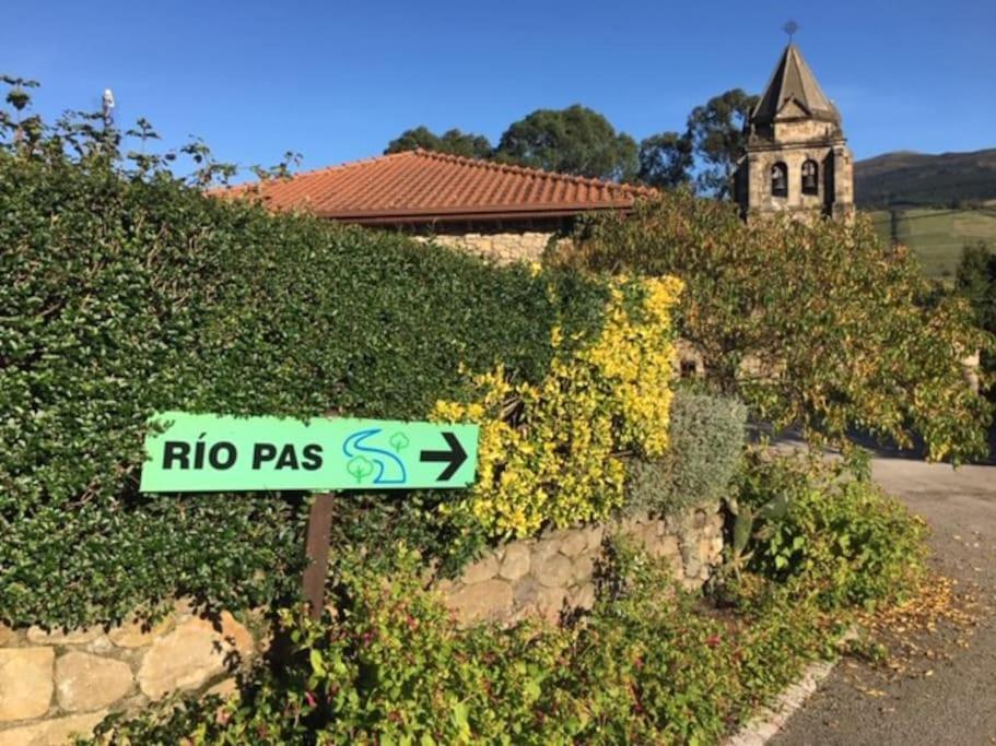 La Flor De Toranzo "Vive Los Valles Pasiegos" Prases ภายนอก รูปภาพ