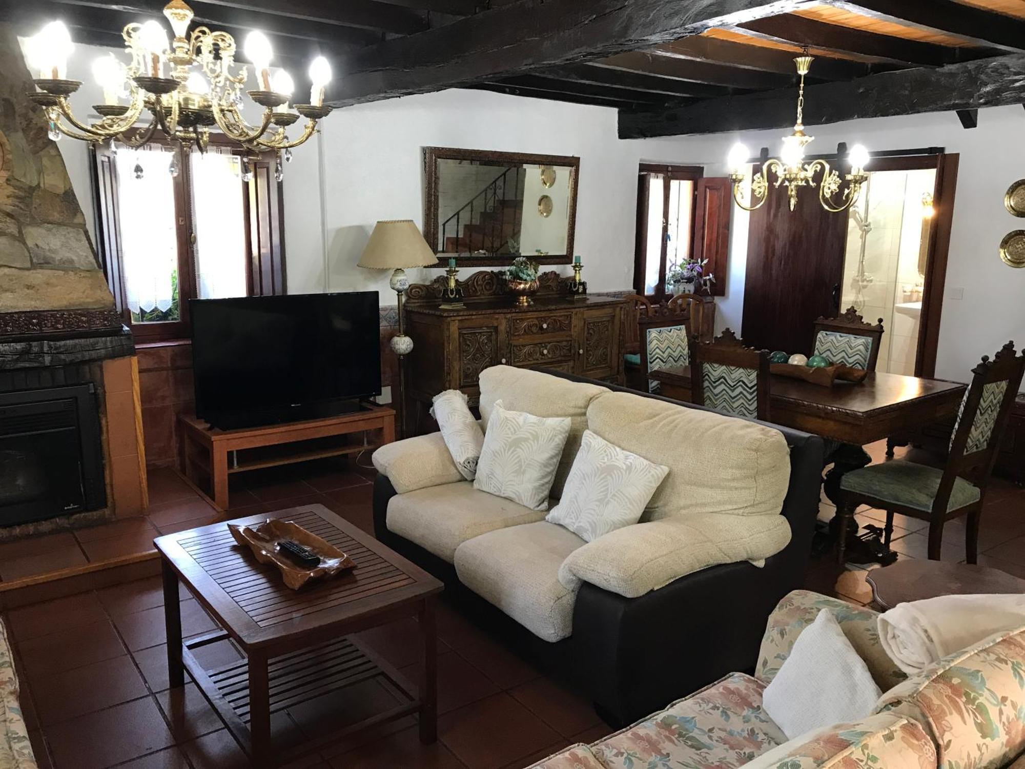 La Flor De Toranzo "Vive Los Valles Pasiegos" Prases ภายนอก รูปภาพ